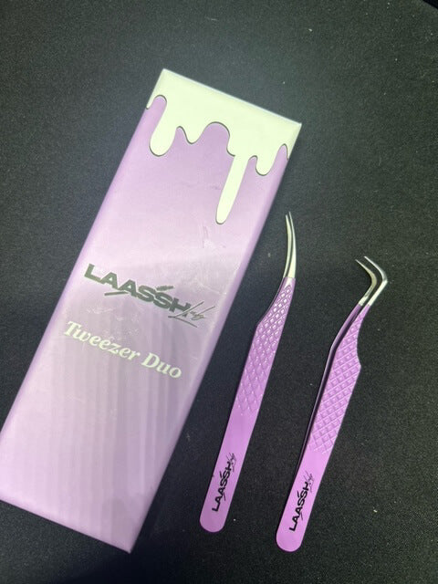 Tweezers