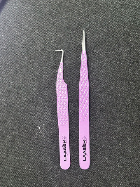 Tweezers