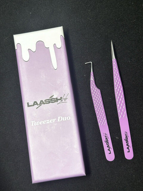 Tweezers